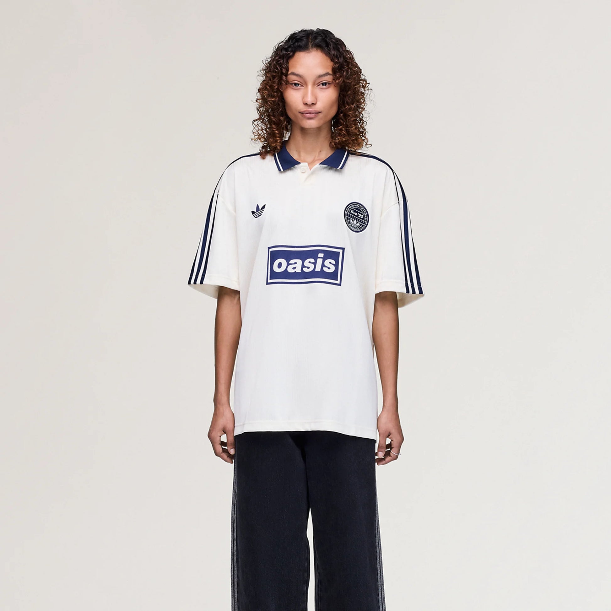Live '25 adidas Football Shirt Cream White/Night Indigo – Oasis Live '25 adidas Football Shirt Cream White/Night Indigo – Oasis